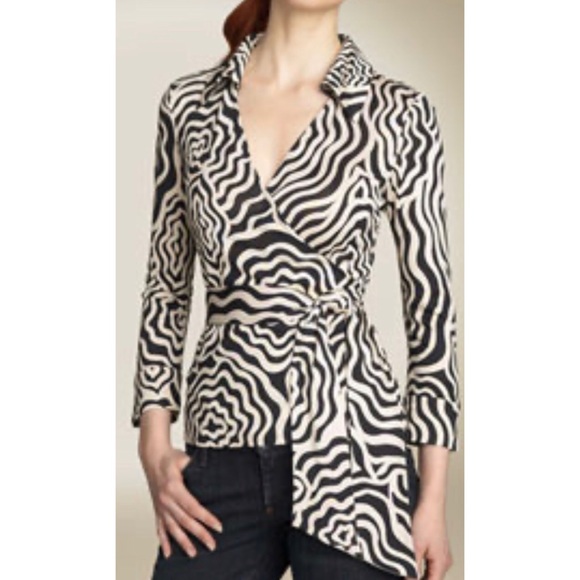 Diane Von Furstenberg Tops - Diane Von Furstenberg Vintage Wrap Top